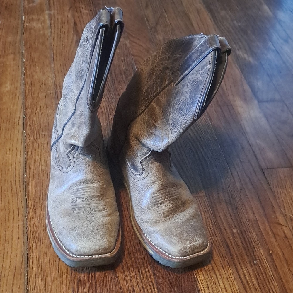 Vintage Brown Leather Cowboy Boots